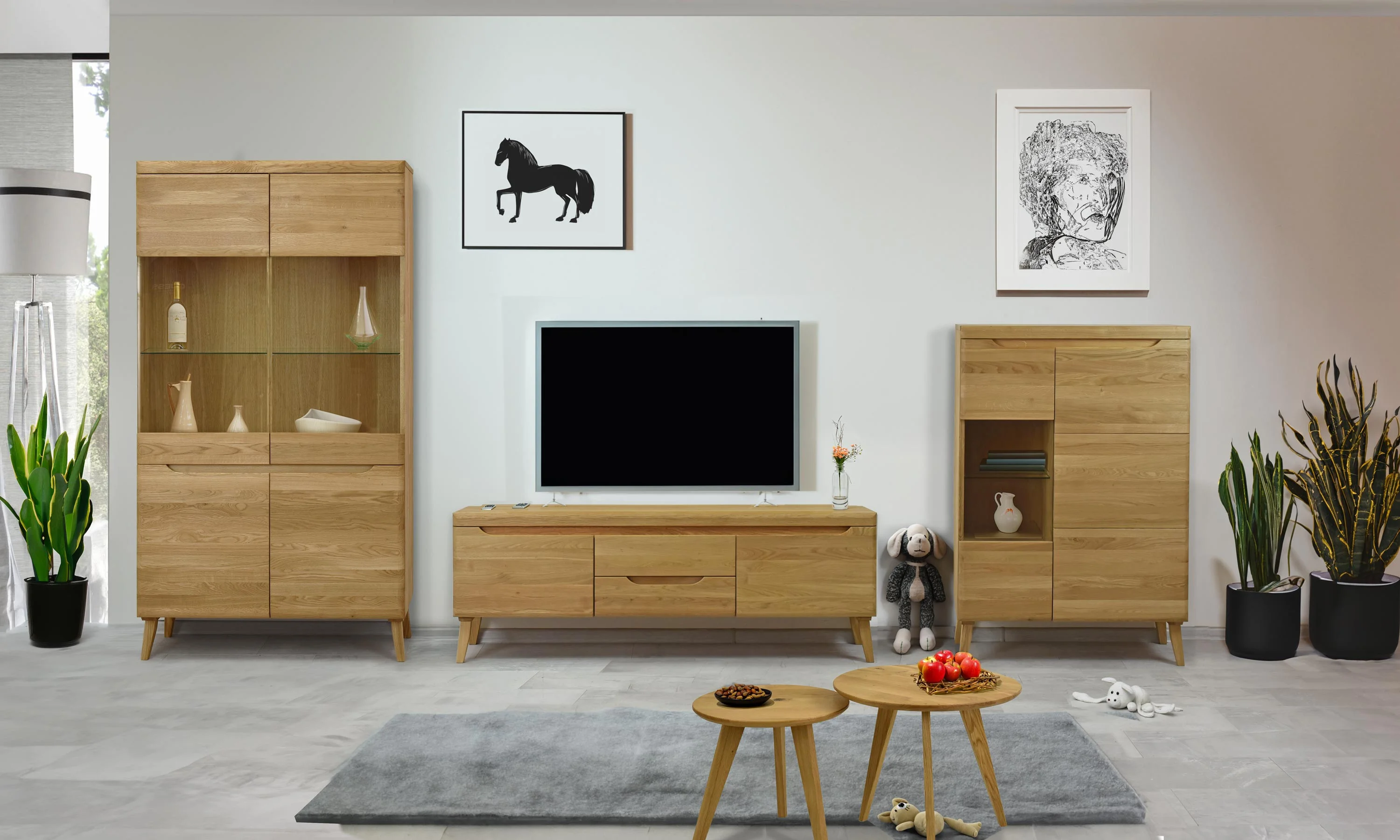 Kvalitný nábytok do obývačky , vyrobený z dubu 